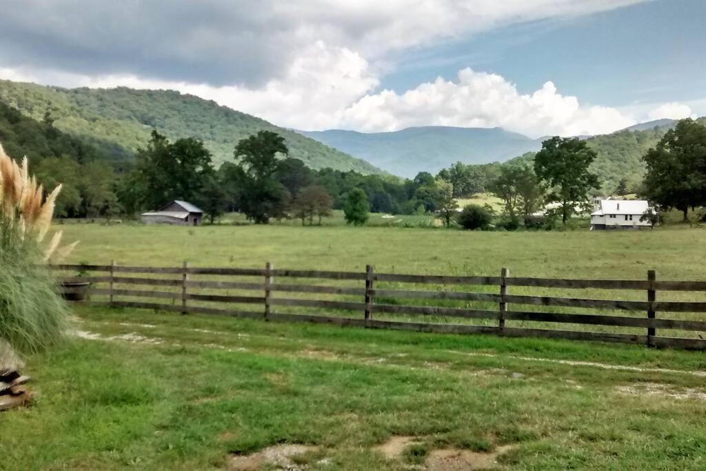 Country Mountain Escape! Villa Barnardsville Exterior photo