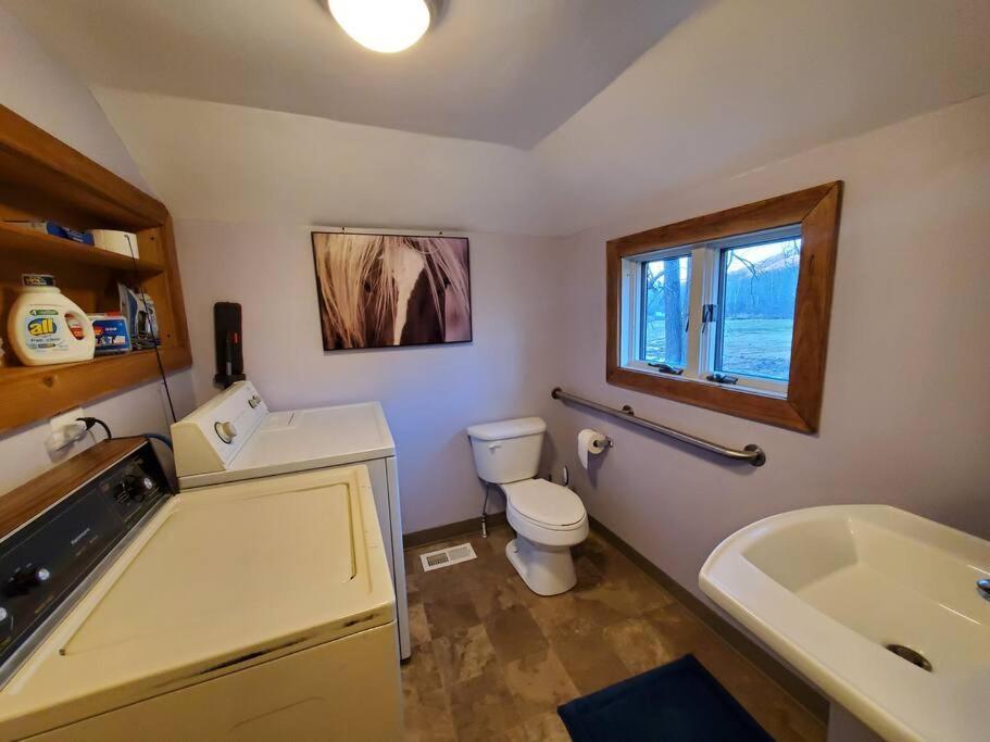 Country Mountain Escape! Villa Barnardsville Exterior photo