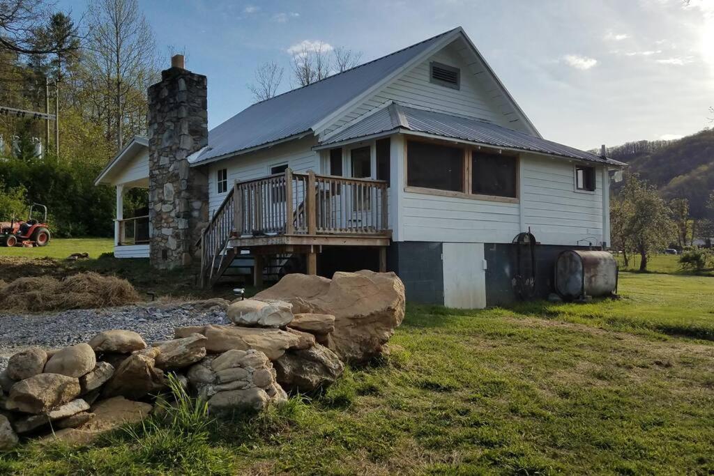 Country Mountain Escape! Villa Barnardsville Exterior photo